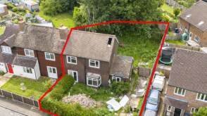 Plot for sale in Stokenchurch photo